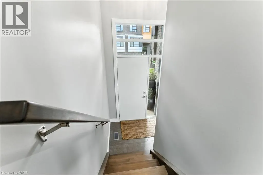 60 ARKELL Road Unit# 33, #33