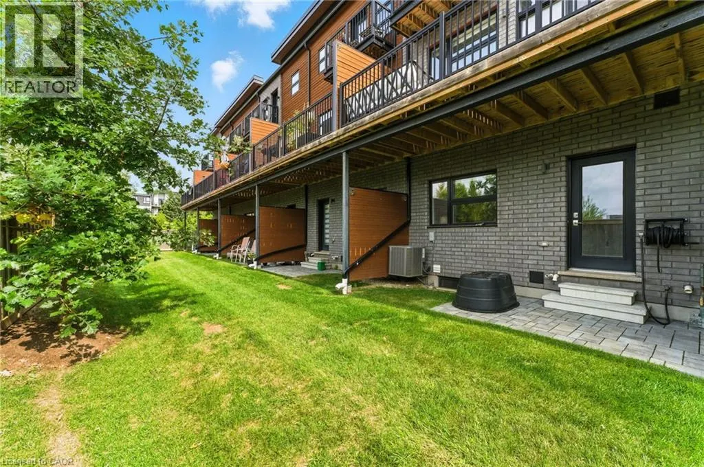 60 ARKELL Road Unit# 33, #33