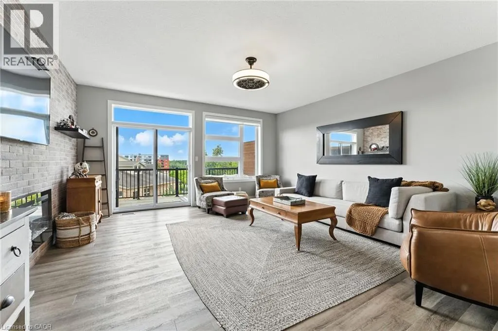60 ARKELL Road Unit# 33, #33