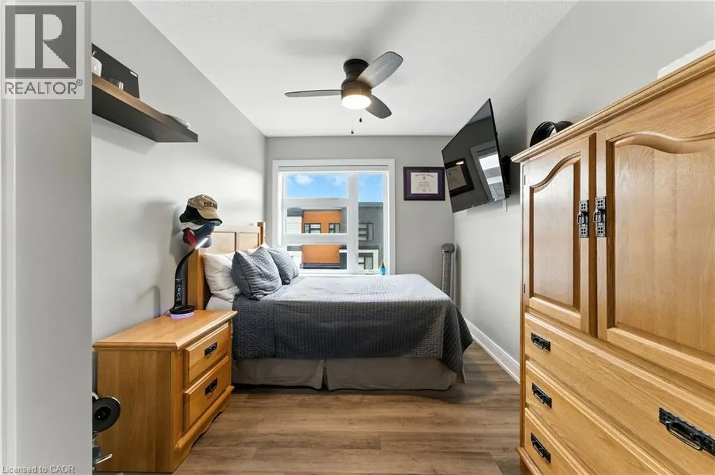 60 ARKELL Road Unit# 33, #33