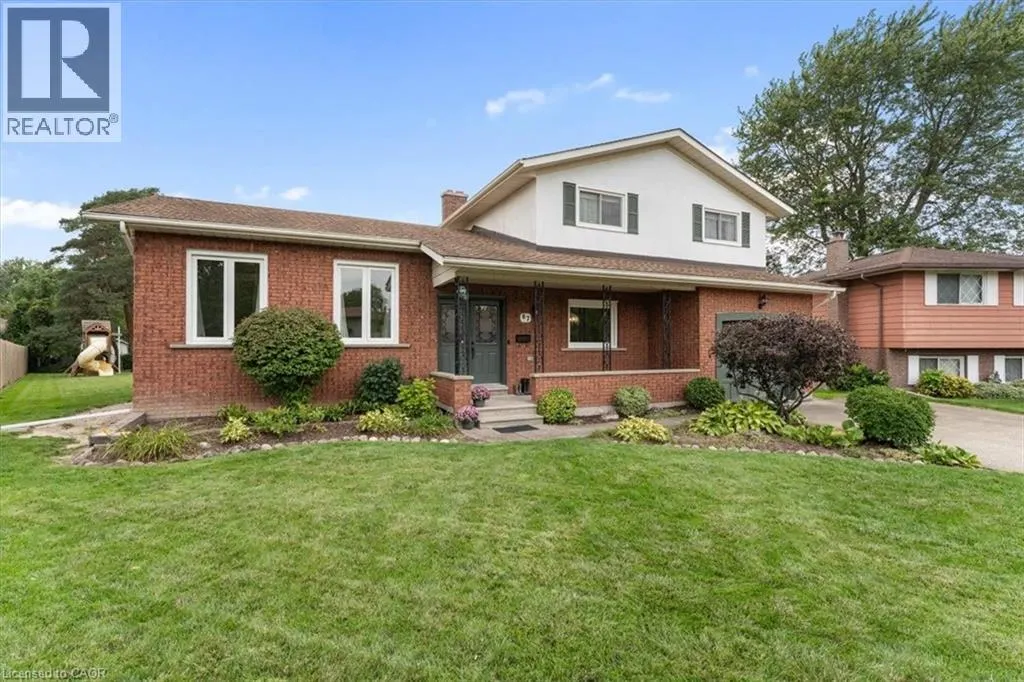 87 LOYALIST Drive