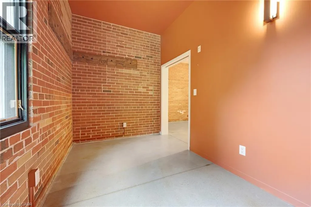 85 SPRUCE Street Unit# 206, #206