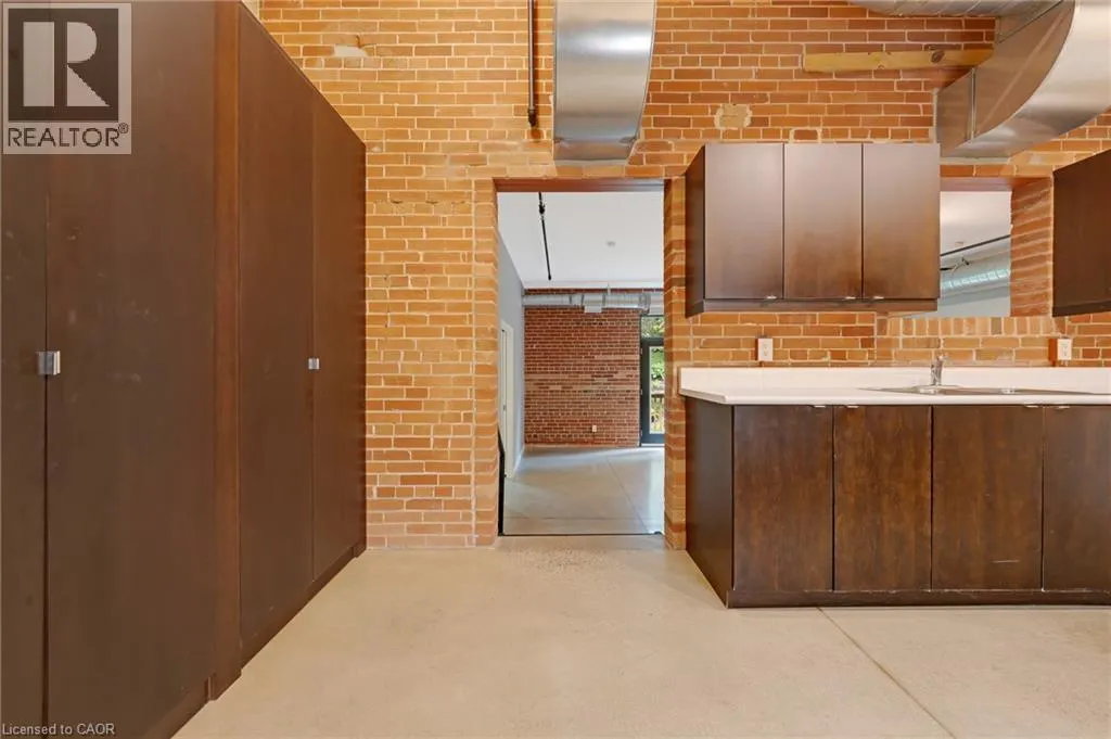 85 SPRUCE Street Unit# 206, #206