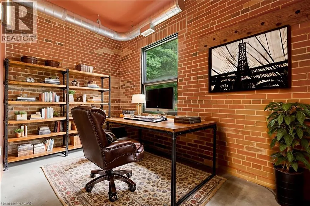 85 SPRUCE Street Unit# 206, #206