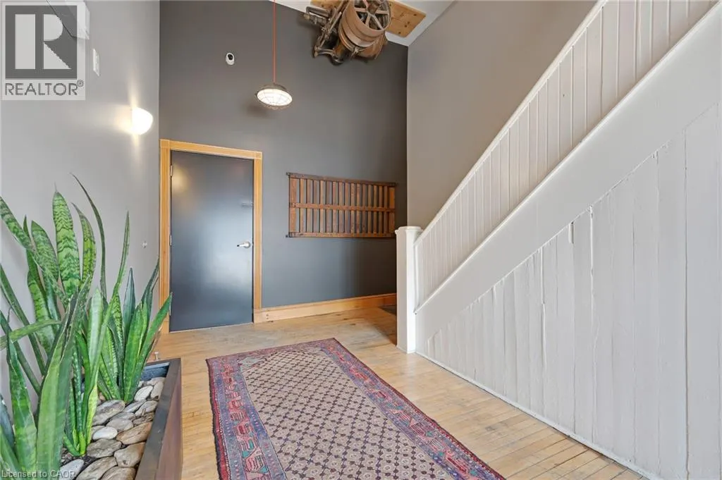 85 SPRUCE Street Unit# 206, #206