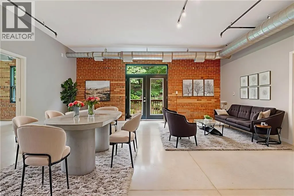 85 SPRUCE Street Unit# 206, #206