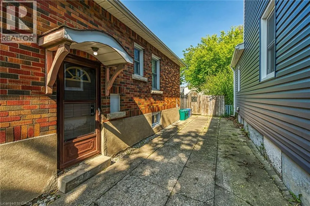 70 CONCORD AVENUE Avenue