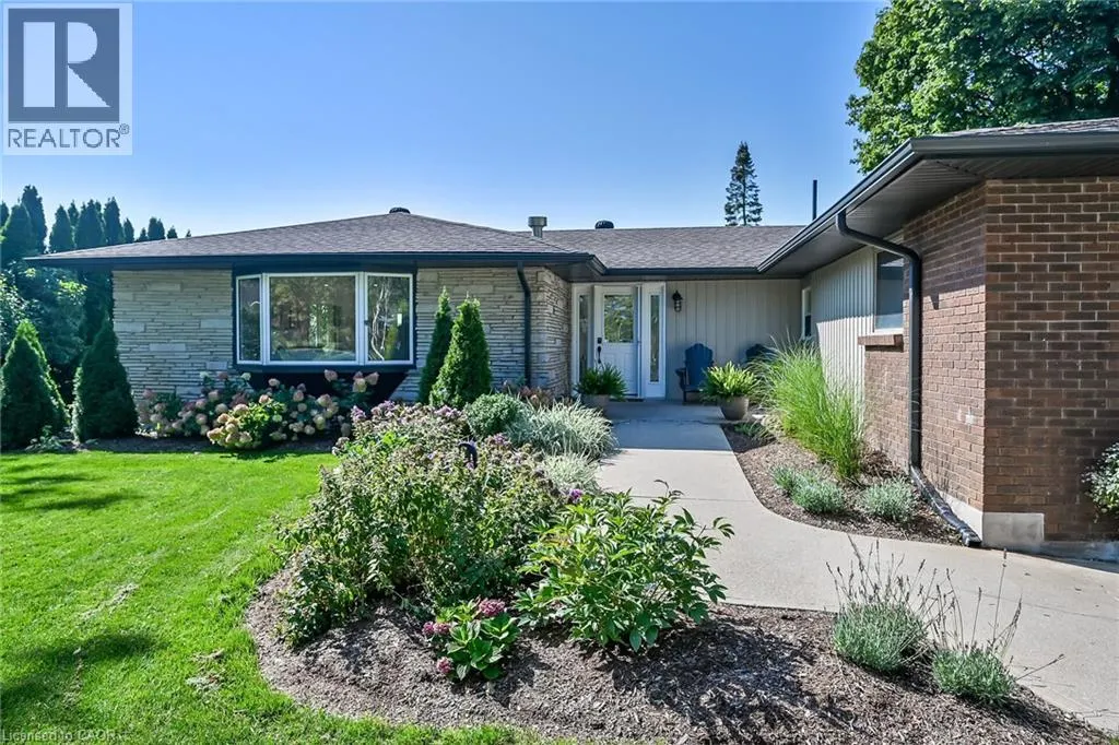 2121 GOLF CLUB Road