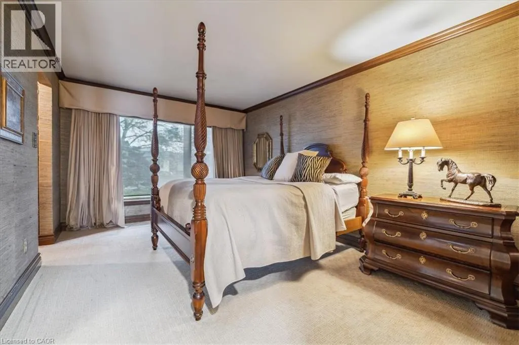 7 LAKEGATE Drive