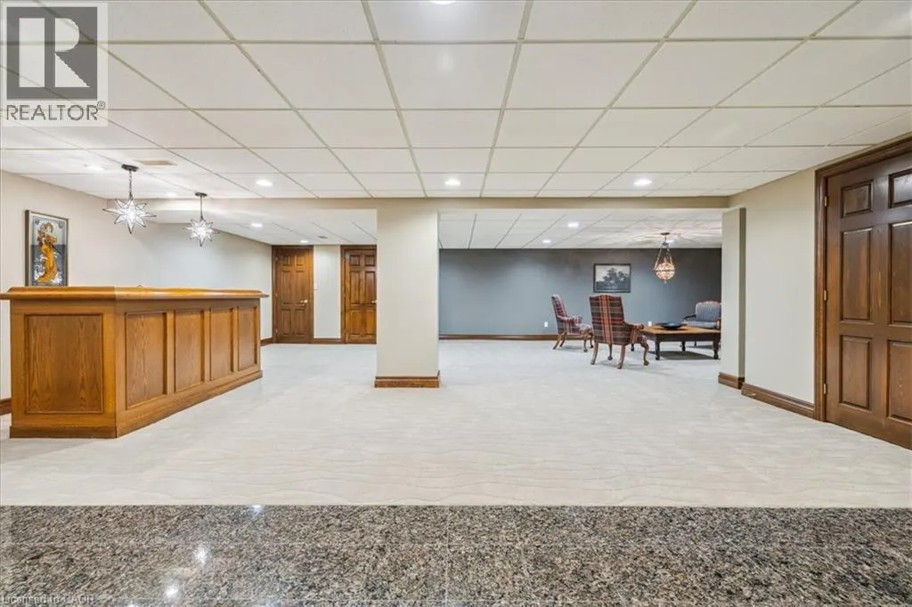 7 LAKEGATE Drive