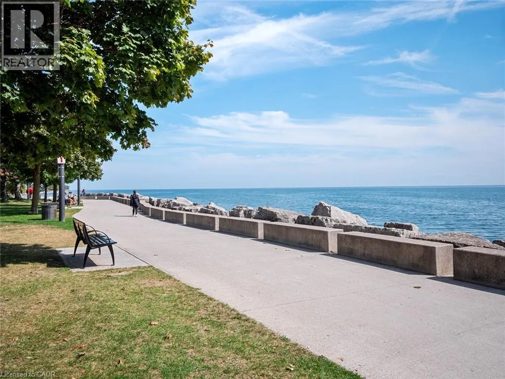 2060 LAKESHORE ROAD Unit# 1504, #1504