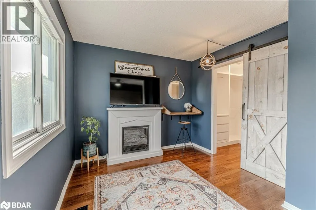 40 MCCONKEY Place