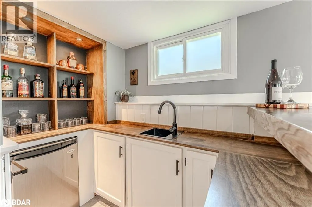 40 MCCONKEY Place