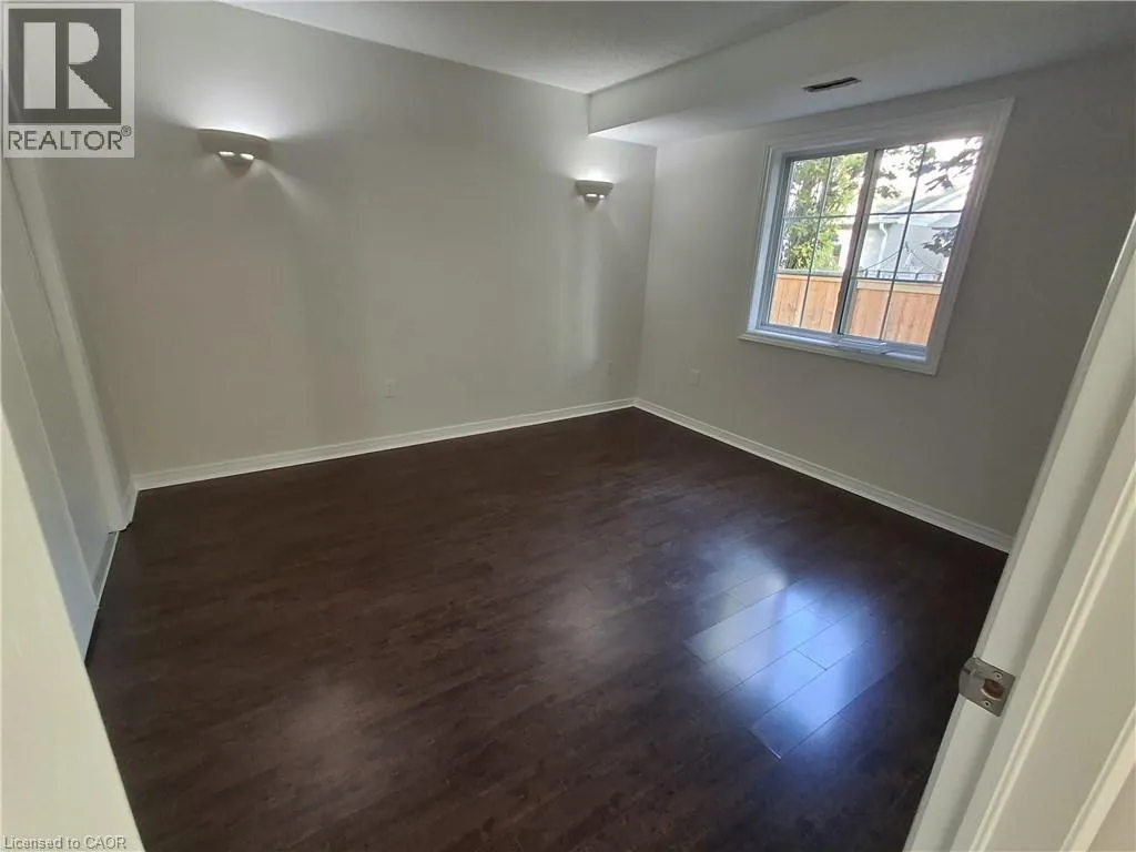 996 RYMAL Road E Unit# 15, #15