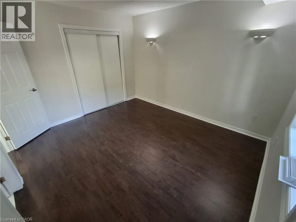 996 RYMAL Road E Unit# 15, #15