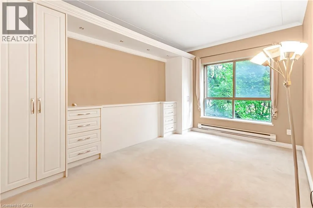 249 MAJOR MACKENZIE Drive E Unit# 106, #106
