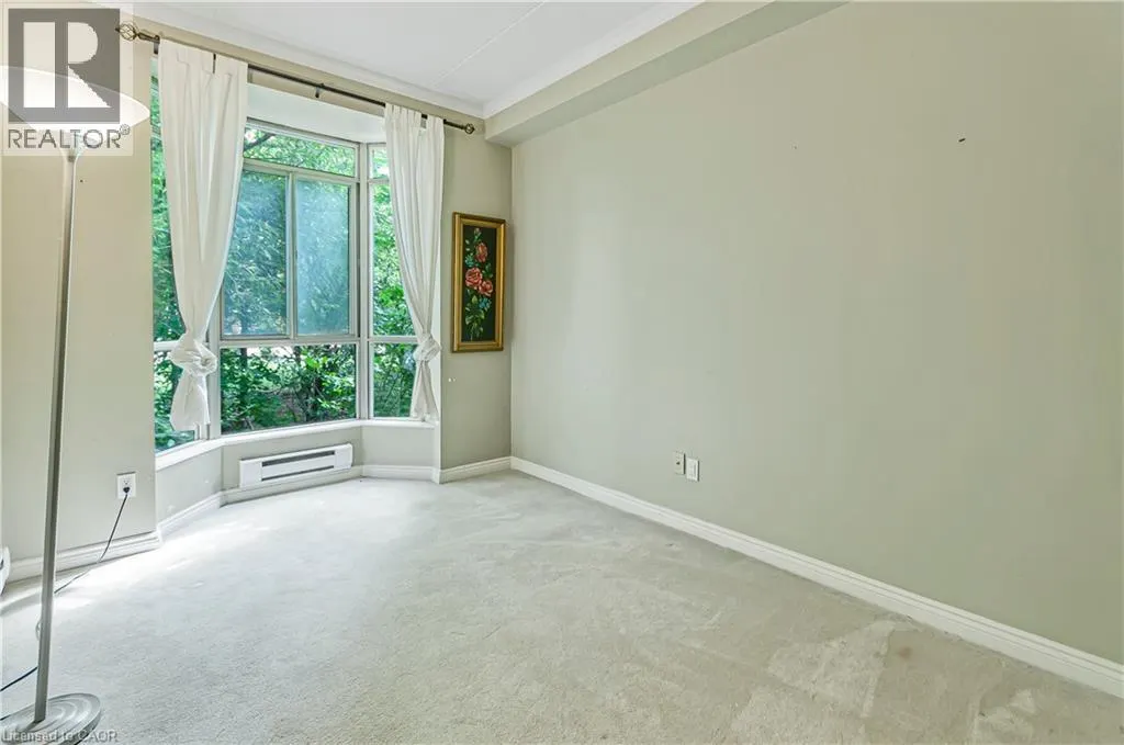249 MAJOR MACKENZIE Drive E Unit# 106, #106