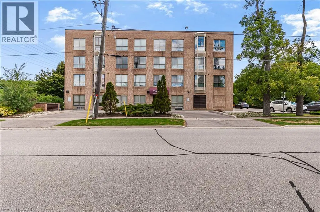 249 MAJOR MACKENZIE Drive E Unit# 106, #106
