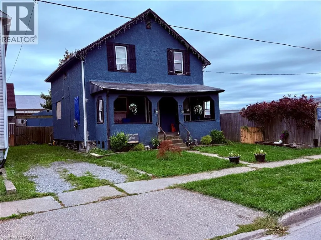 33 COZY Street