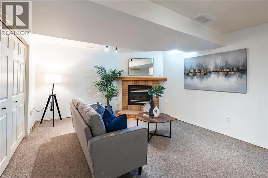 47 DAWN Crescent