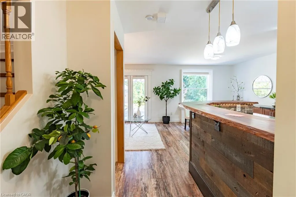 47 DAWN Crescent