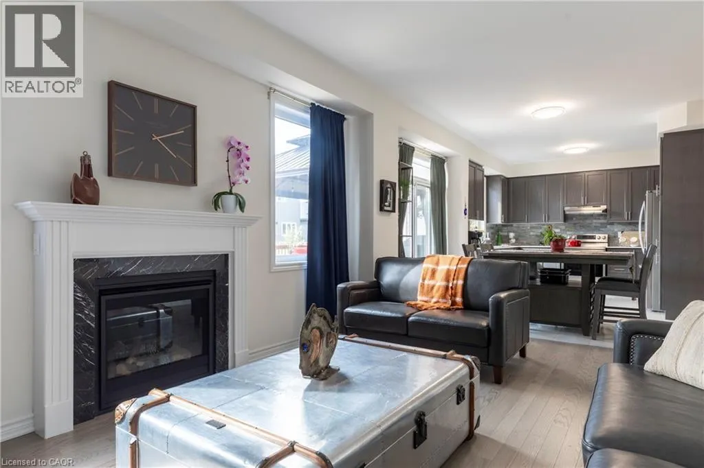 38 ORIOLE Crescent