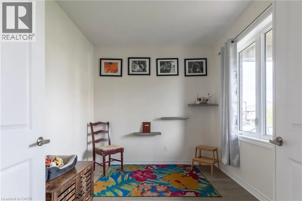 38 ORIOLE Crescent