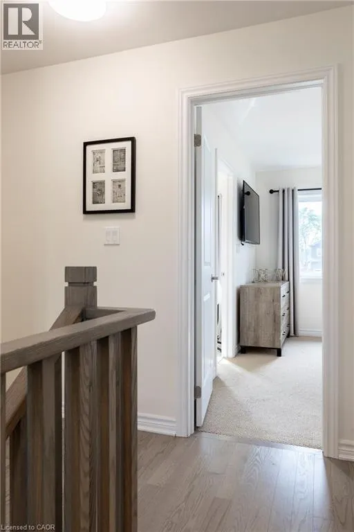 38 ORIOLE Crescent