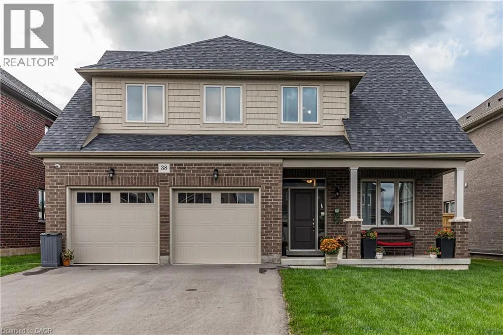 38 ORIOLE Crescent