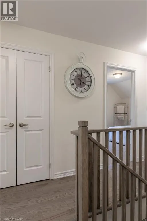 38 ORIOLE Crescent