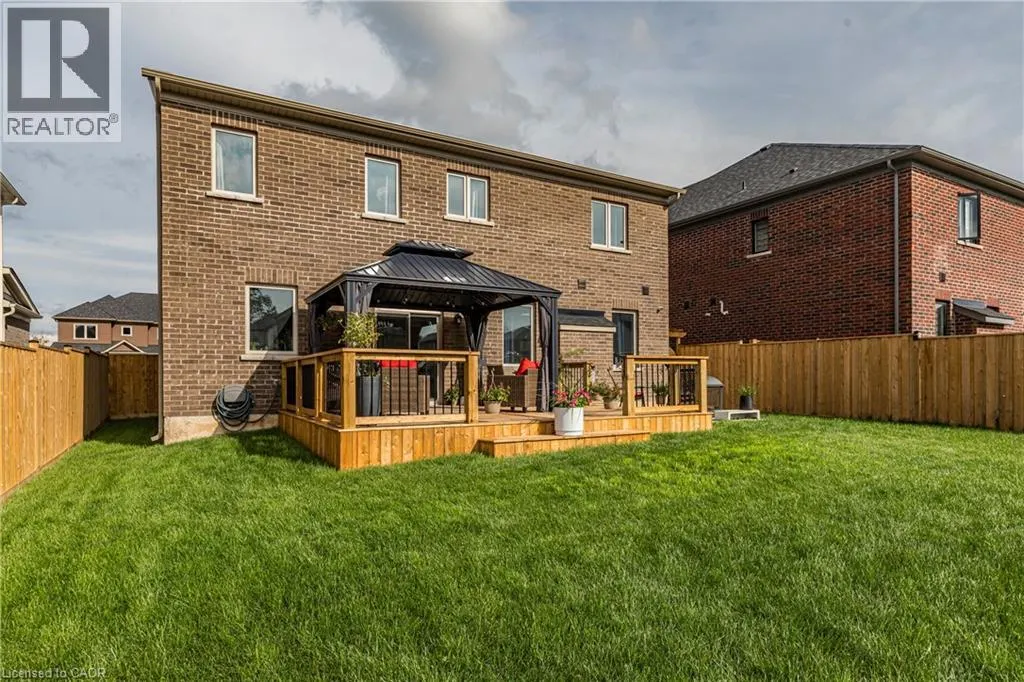 38 ORIOLE Crescent