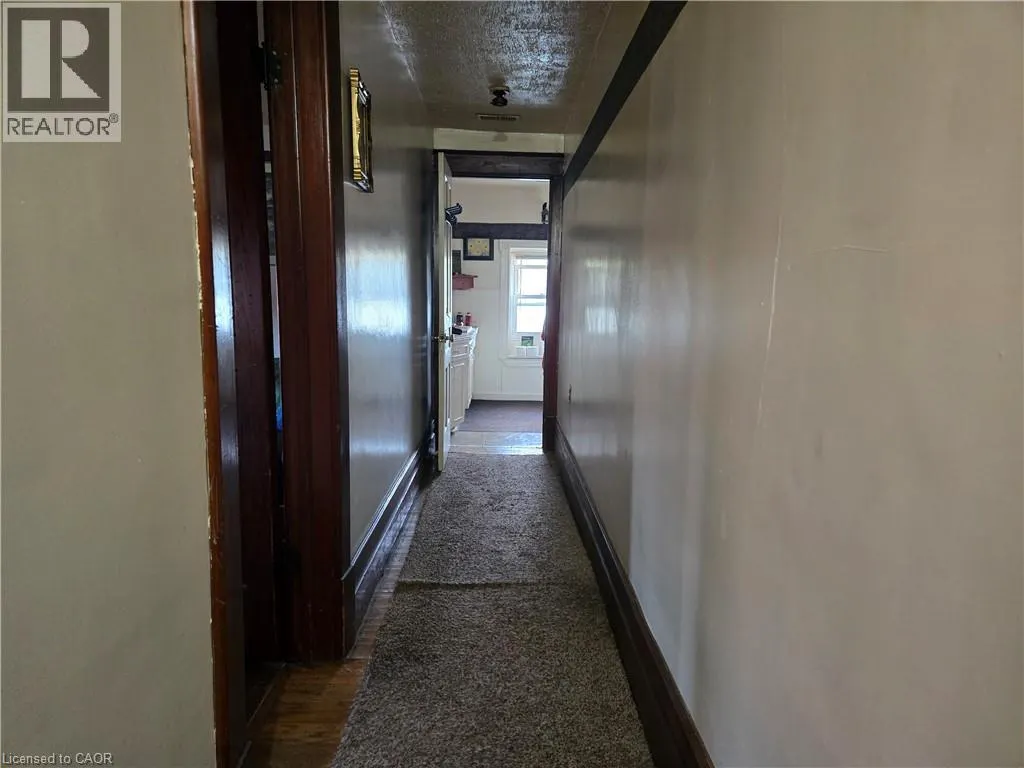 13 TALBOT Street E