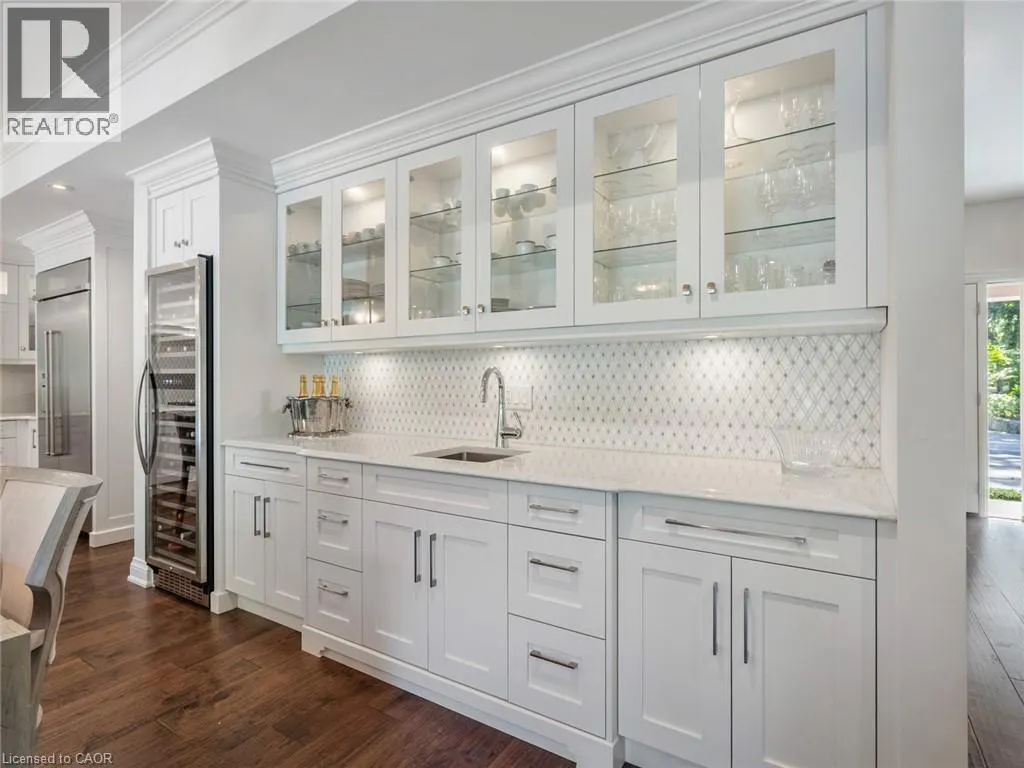 3087 LAKESHORE Road