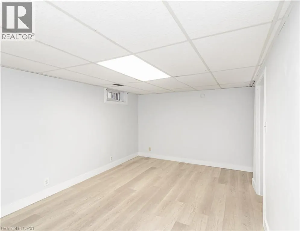 25 BRYNA Avenue Unit# F, #F