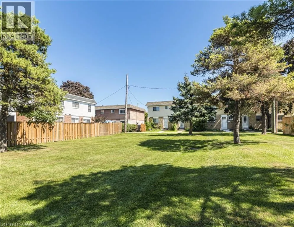 25 BRYNA Avenue Unit# F, #F