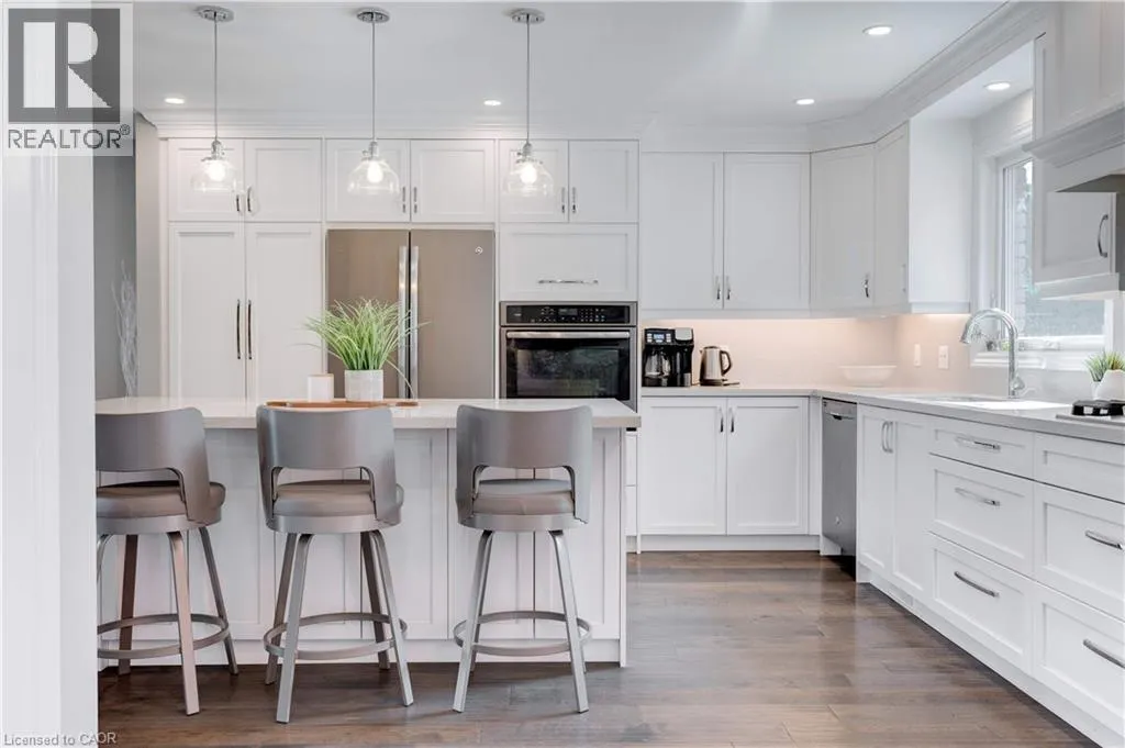 2118 AGINCOURT Crescent