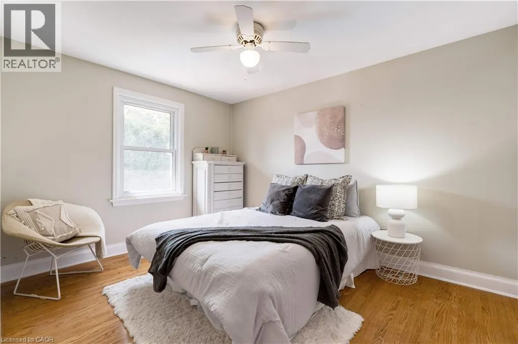 2118 AGINCOURT Crescent