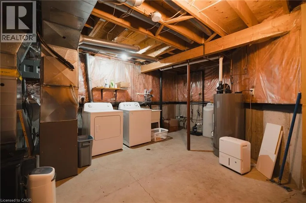 445 KINGSCOURT Drive Unit# 6, #6