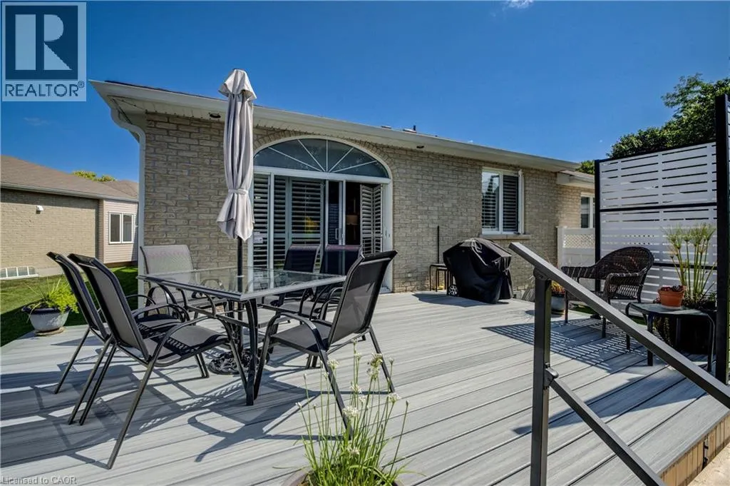 616 SPINNAKER Crescent