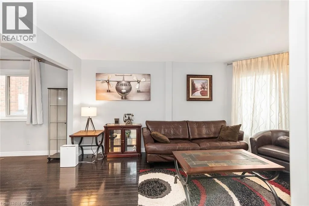39 GUILDWOOD Drive