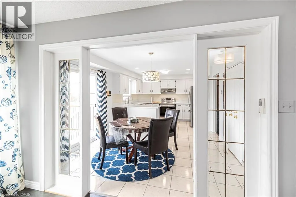 39 GUILDWOOD Drive