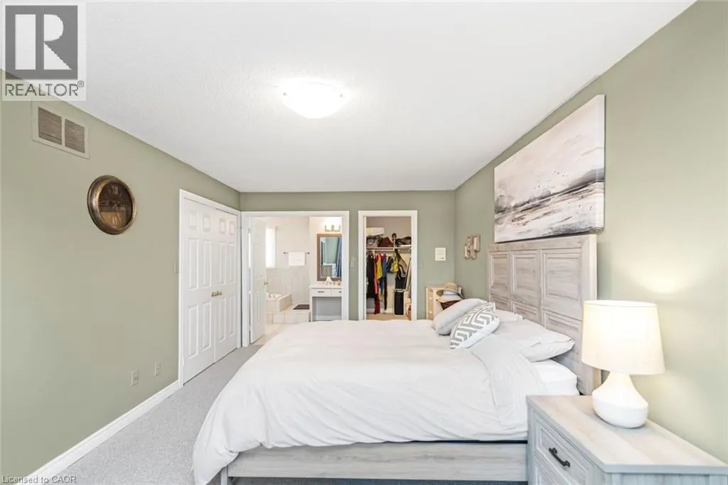 39 GUILDWOOD Drive