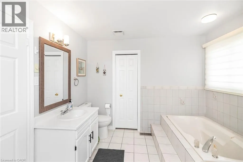 39 GUILDWOOD Drive