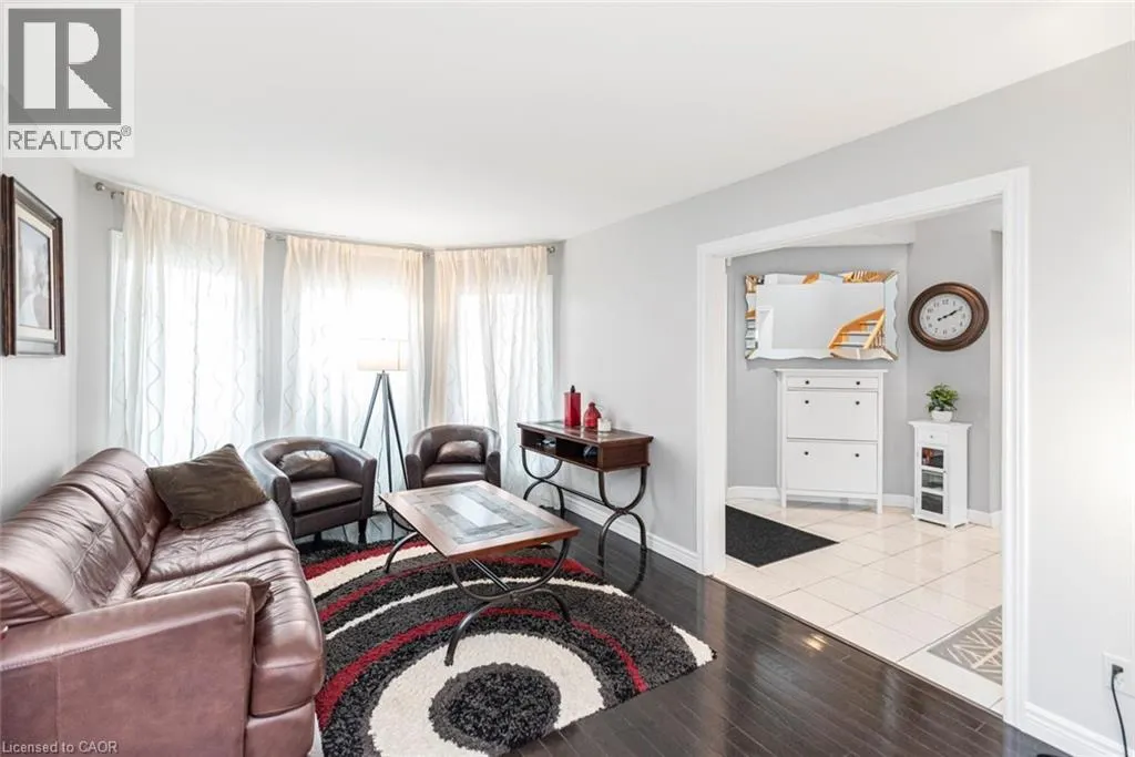 39 GUILDWOOD Drive