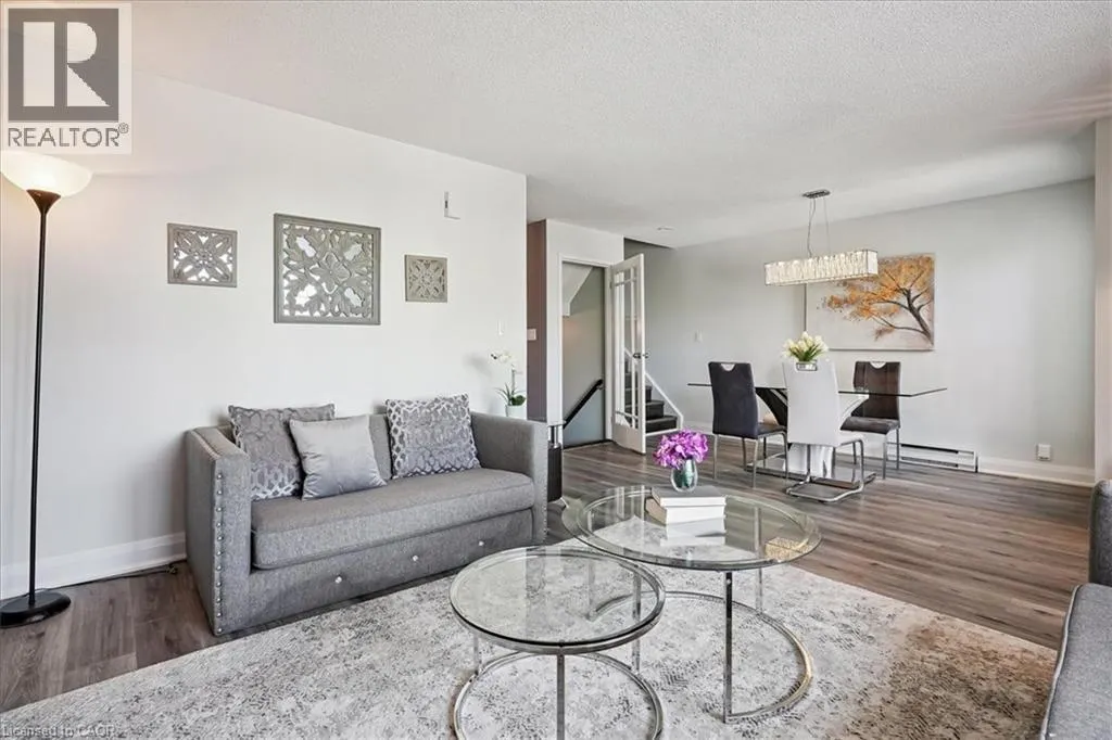 912 RYMAL Road E Unit# 7, #7