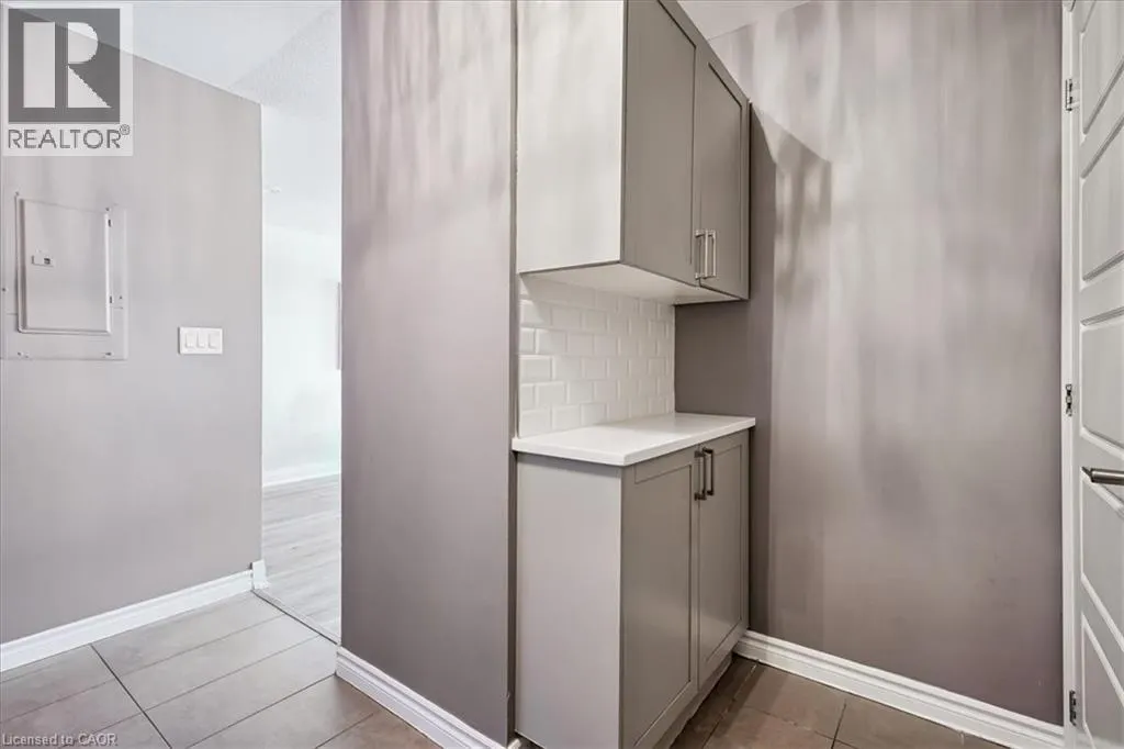 912 RYMAL Road E Unit# 7, #7