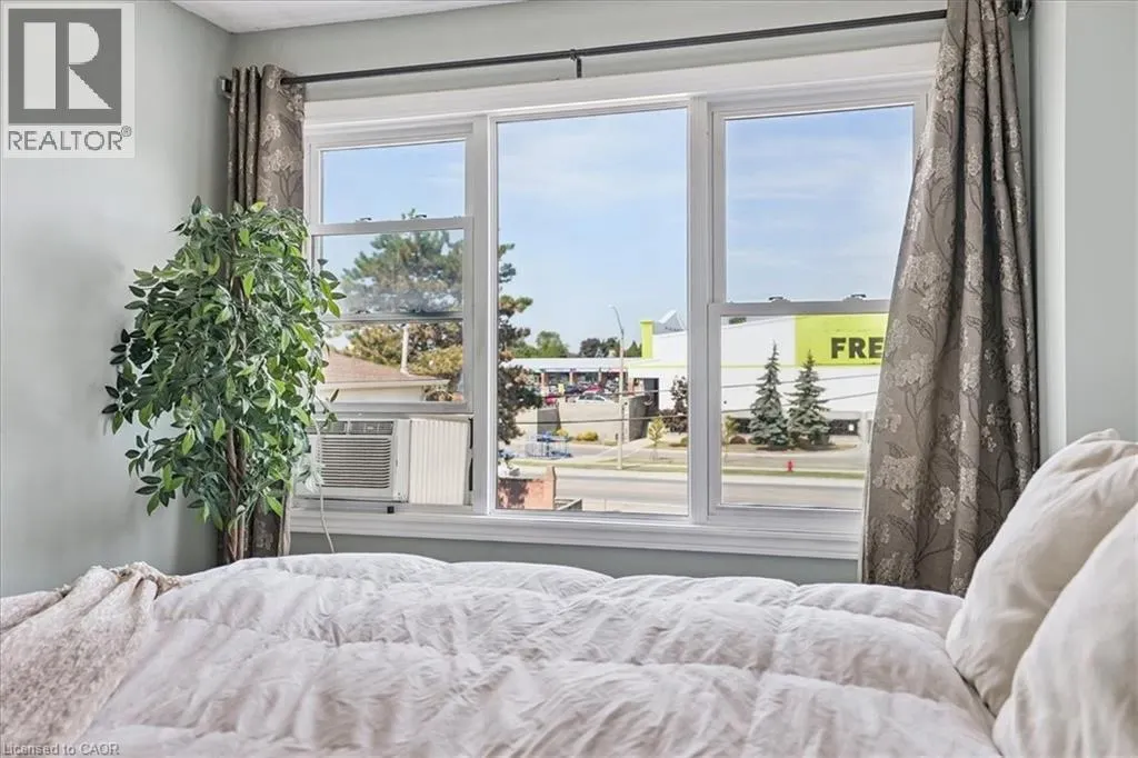 912 RYMAL Road E Unit# 7, #7