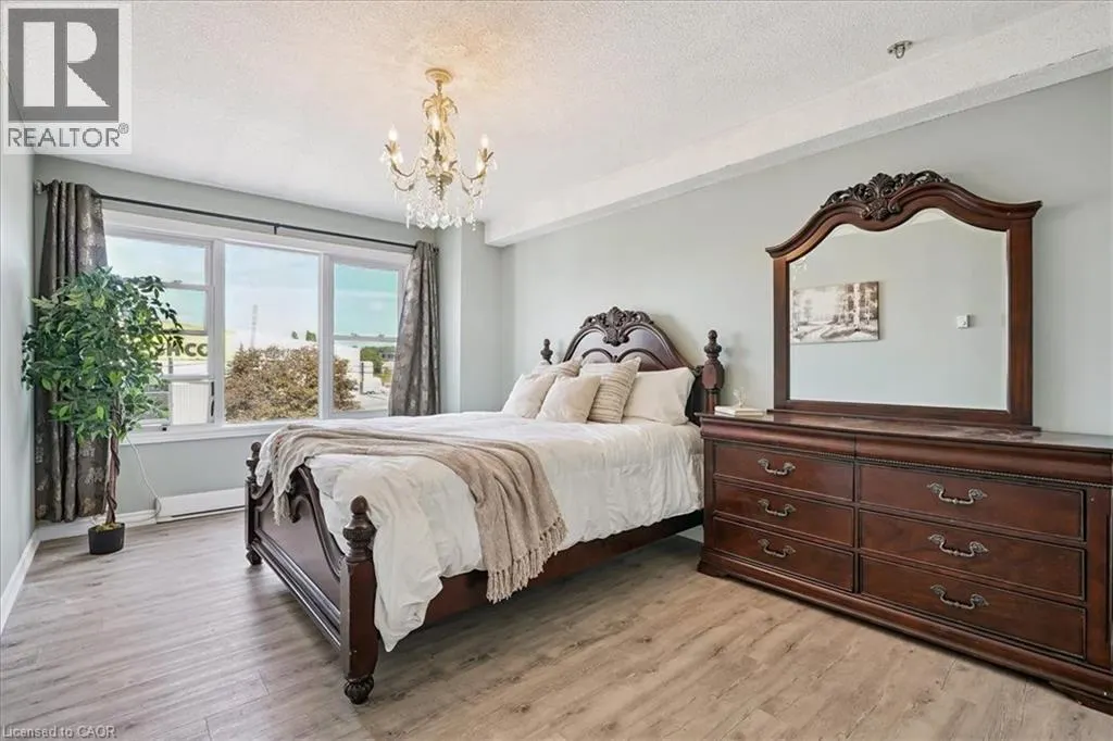 912 RYMAL Road E Unit# 7, #7