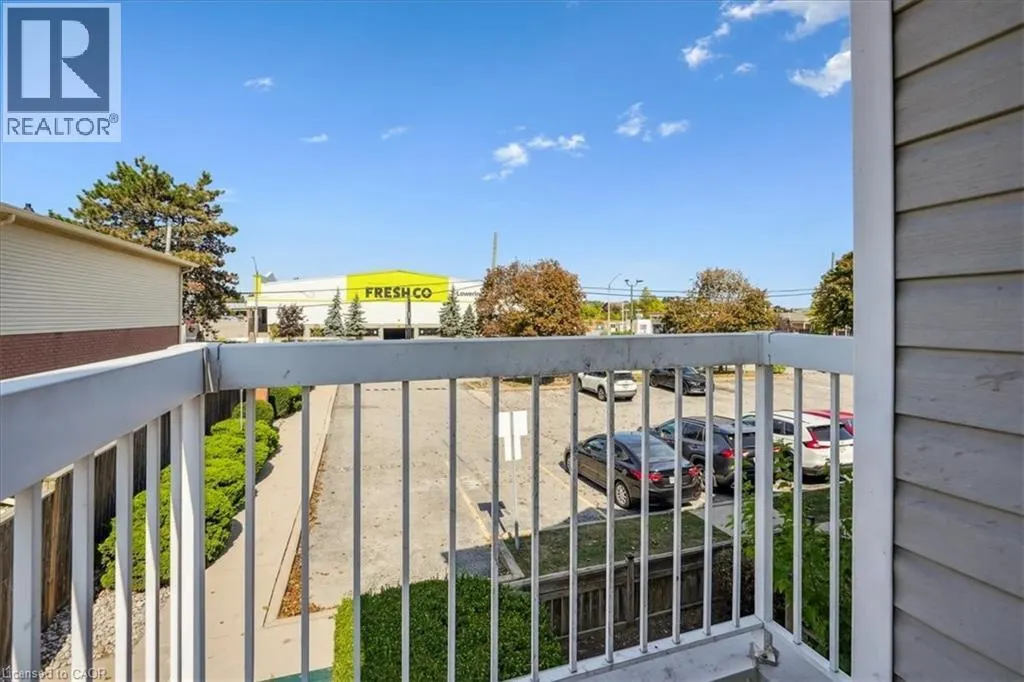912 RYMAL Road E Unit# 7, #7