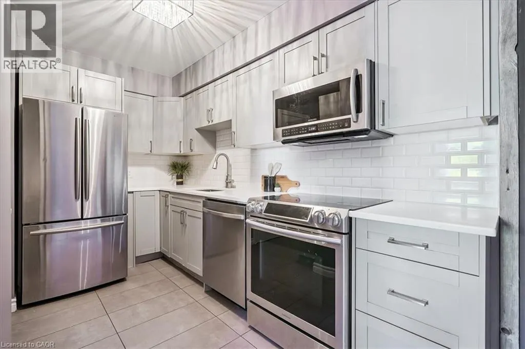 912 RYMAL Road E Unit# 7, #7